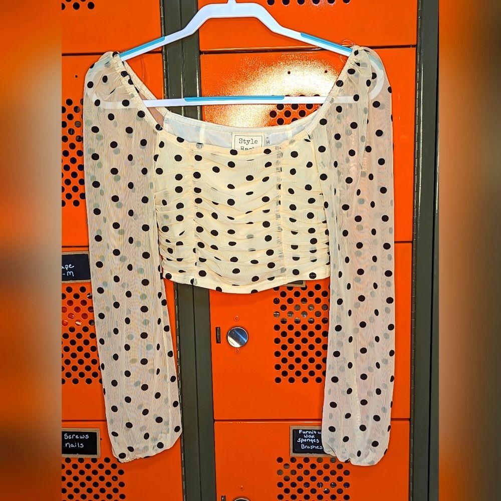 NWT Style Rack Cream Black Polka Dot Ruched Crop Top Sheer Sleeves Size Small